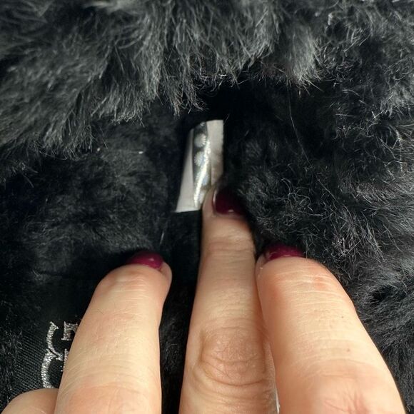 UGG Scuffette II Slippers - Picture 12 of 12